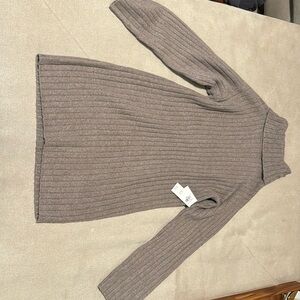 Women’s Abercrombie Sweater Dress. Never worn. With tags